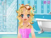 Blonde Sofia: Dating Makeover game thumbnail
