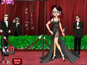 Red Carpet Dress Up Game game thumbnail
